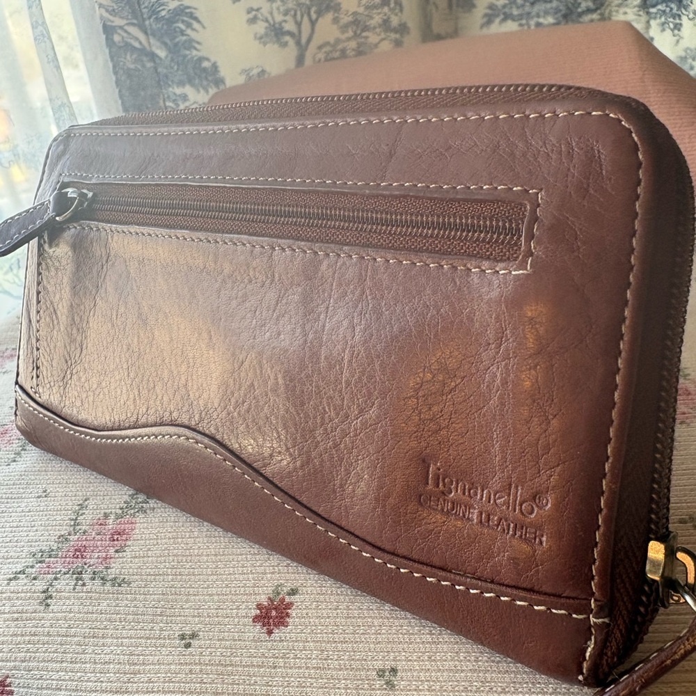 Tignanello Rich Brown Leather Key & Card Holder - Picture 2 of 4